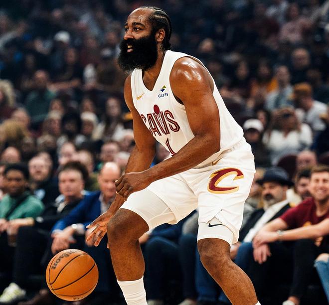 小卡29分难救主 SGA准绝杀当选今日最佳球员