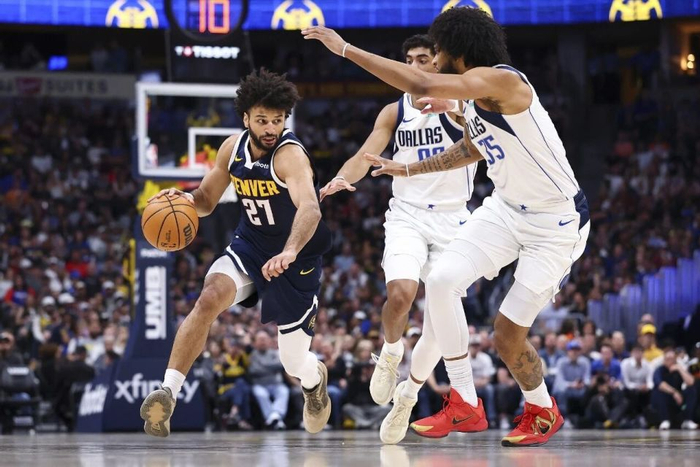 湖人季后赛首轮轮空 约基奇近三双数据改写中锋