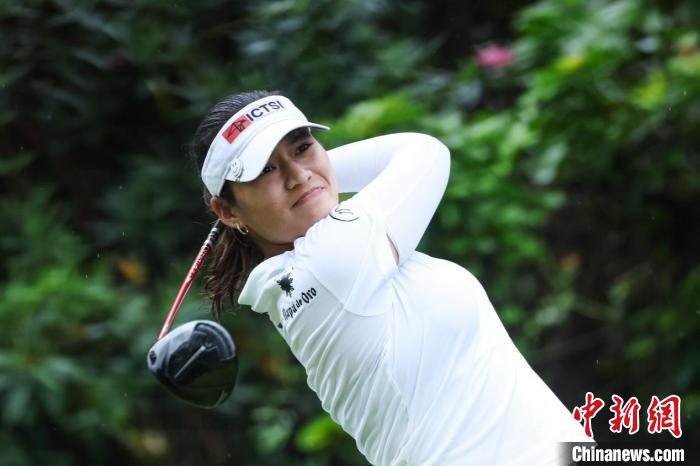 珠海揭幕2024女子中巡广东女子公开赛:梅菲以