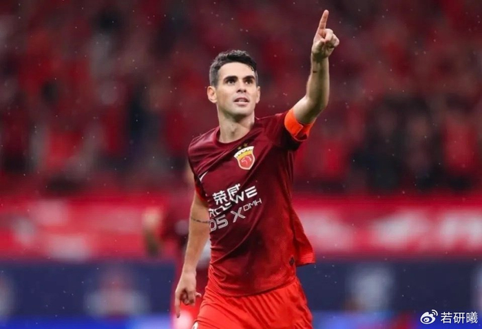 巴西前国脚奥斯卡正式退役 解约圣保罗后告别足