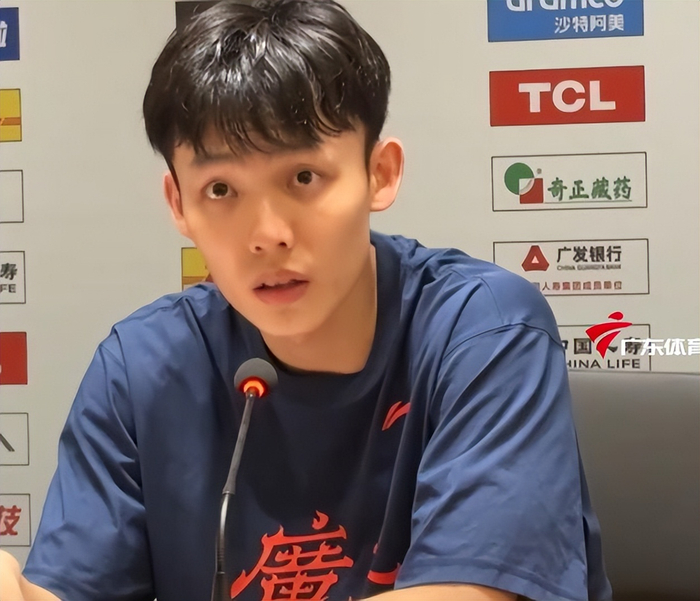 广东男篮晋级季后赛下一轮 胡明轩尿检通过 双塔